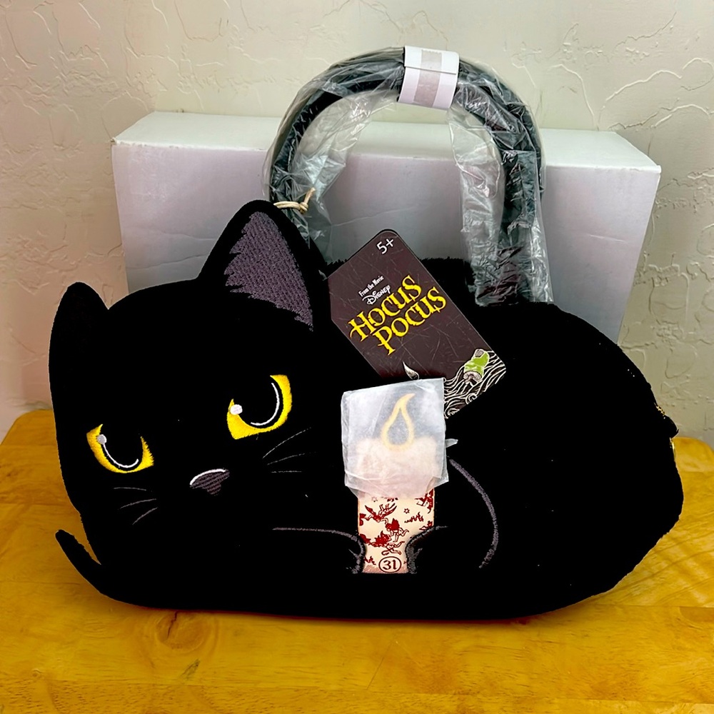 Loungefly Disney Hocus Pocus Binx Candle Crossbody Bag